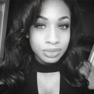 Meet your Posher, Juanisha